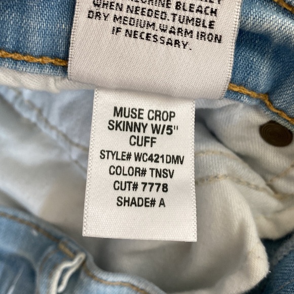 EUC Hudson Muse Crop Skinny w/5” Cuff - Picture 5 of 10